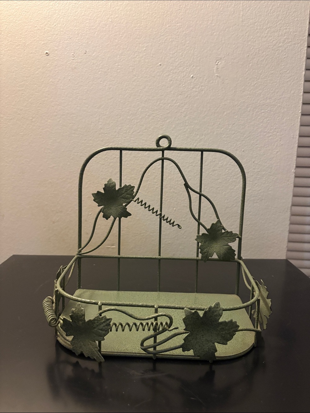 Vintage Wire Vine and Leaf shelf